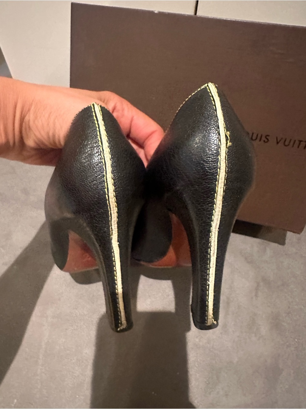 Louis Vuitton Suhali Leather Black Gold Square Toe Pumps 39.5 - Picture 4 of 8